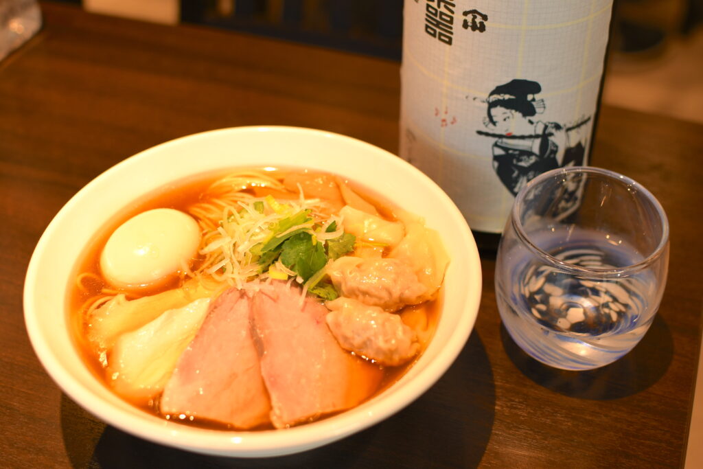 いろんな楽しみ方で溢れる革新的なラーメン店「麵屋 彩音（sign）」。リピーターが続出するそのワケとは？ | #たしかに